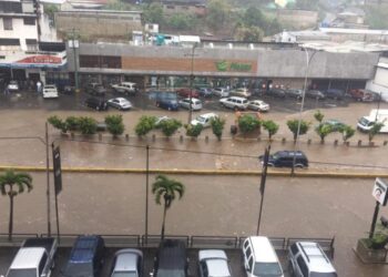 Los Altos Mirandinos colapsados por lluvias