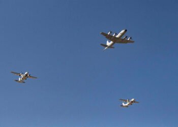 Irán denuncia incursión de avión de EE UU sobre sus aguas territoriales