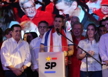 Santiago Peña fue proclamado presidente electo de Paraguay con 42,93 % de votos