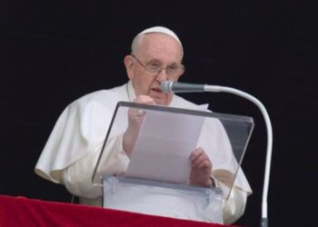 Papa Francisco pide a los sacerdotes que eviten las divisiones en la Iglesia