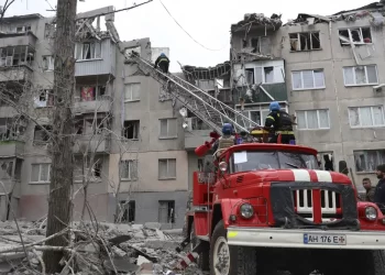 Ucrania espera el sistema de misiles de EE. UU. después del último ataque ruso