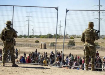 “Ahora o nunca”: Migrantes se apresuran a cruzar frontera con EEUU antes de que expire el Título 42