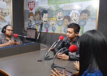 Jóvenes dicen sentirse apáticos por la política y sin deseos de participar en las elecciones