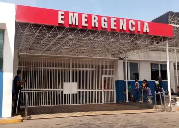 Denuncian inacción del Ministerio Público y autoridades del Hospital Uyapar ante agresiones de familiares de pacientes contra personal sanitario