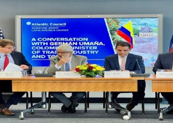 Colombia: Venezuela podría tener "el mayor crecimiento de Latinoamérica"