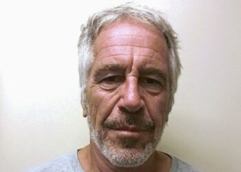 Jeffrey Epstein amenazó con exponer una supuesta aventura extramatrimonial de Bill Gates