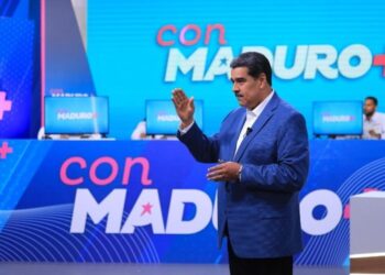 Nicolás Maduro agradece labor del personal de salud durante la pandemia