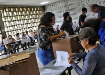 Difunden los primeros resultados de las elecciones de la UCV