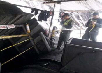 Cuatro jóvenes murieron en Colombia tras inhalar gases tóxicos en una mina informal