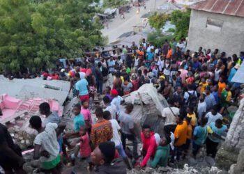 Reportan al menos tres muertos y varios heridos por un sismo en Haití