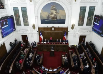 Los constituyentes chilenos toman posesión para redactar la nueva propuesta de carta magna