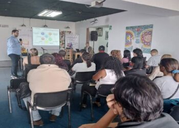 Trabajadores públicos realizaron taller sobre emprendimiento