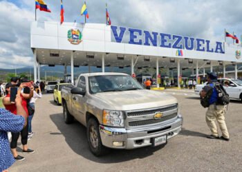Taxistas venezolanos no podrán ingresar a Cúcuta por “incumplir” con el ABC establecido