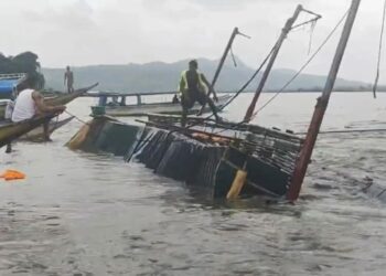Al menos 23 muertos y seis desaparecidos tras volcar un barco en un lago cerca de Manila