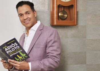 Anzoatiguense Javier Rondón edita su libro en la plataforma Viubux