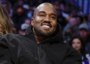 Twitter reactiva la cuenta de Kanye West tras ocho meses de suspensión
