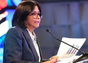 Delcy Rodríguez pide en la UE levantamiento del "bloqueo" contra funcionarios de Maduro