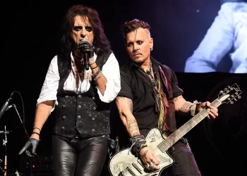 Cancelan concierto de Johnny Depp tras desmayo del artista