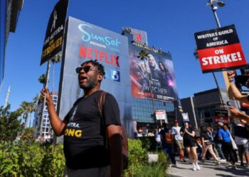 La Casa Blanca pide a las partes llegar a un pacto que acabe con la huelga en Hollywood