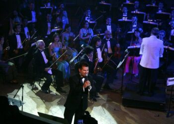 Roberto Antonio ofrecerá un concierto sinfónico en el Teatro Junín (+Video)