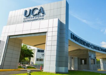Detienen a dos dirigentes estudiantiles en Nicaragua tras cierre de la UCA