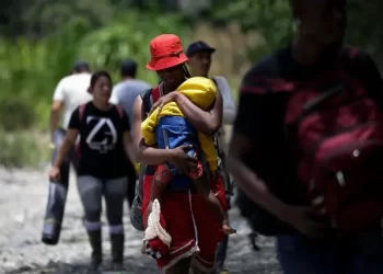 Cruce de niños por la peligrosa selva del Darién en 2023 ya superó la cifra del año pasado
