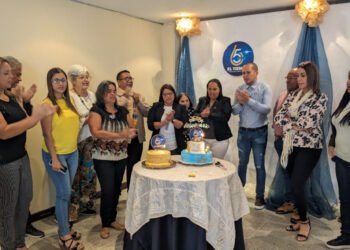 El Tiempo celebró 65 años "informando al pueblo oriental"