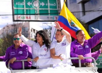 Se registró un tiroteo sin víctimas durante el cierre de campaña del candidato ecuatoriano Daniel Noboa