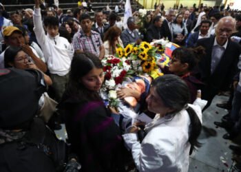 Ecuador despidió a Fernando Villavicencio entre confusión y el pesar de un crimen político