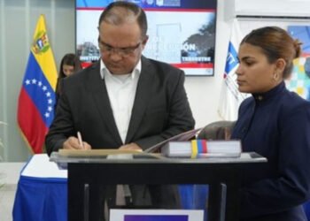 Designan al general Gabriel Aguana como nuevo presidente del INTT