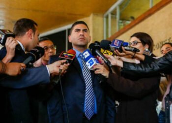 Ratti solicitó a la Fiscalía detener a María Corina Machado e investigar a más políticos