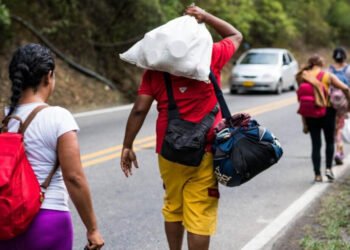 “Los pocos que regresan lo hacen para tomar oxígeno hacia una nueva salida”