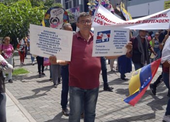 OVCS: Persisten las protestas por fallas eléctricas y las colas por gasolina