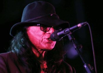 Fallece el cantautor Sixto Rodríguez, protagonista de "Searching For Sugar Man"