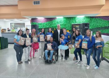 Inauguraron la primera Caja Azul de Venezuela en Aikoz de Nueva Barcelona en pro de las personas con TEA