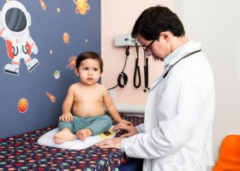 La criptorquidia causa atrofia testicular si no se atiende a tiempo