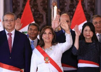 Antiguo partido de Boluarte asegura que el Gobierno de Perú es usurpador