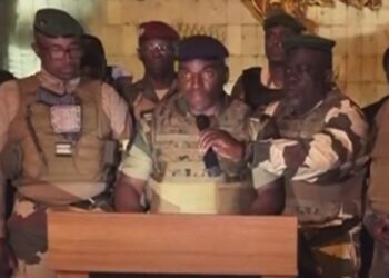 Golpe de Estado: Militares toman el poder en Gabón y ponen bajo arresto al presidente electo (+Video)