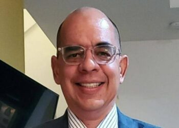 Médico anzoatiguense creó una inyección de alta efectividad contra el dolor articular