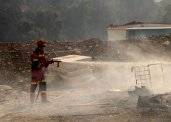 Bruselas dice que los incendios en Grecia son los mayores a los que se ha enfrentado la UE