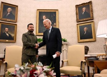 Biden anuncia 325 millones de dólares en ayuda para Ucrania