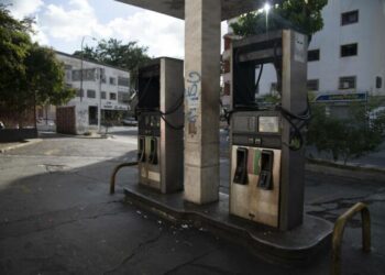 Restringen información sobre el combustible en Nueva Esparta