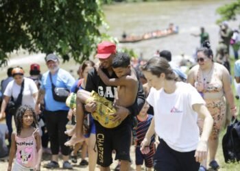 Panamá: la crisis migratoria y el tráfico de personas en Darién no se evitan con "un muro"