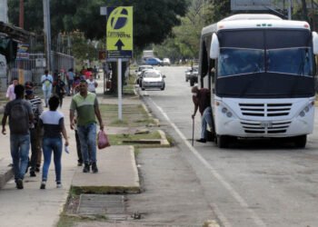 Gasto en pasaje: un dolor de cabeza que se cotiza en dólares