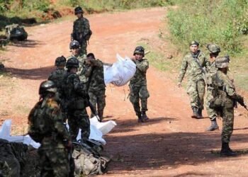 Nuevos enfrentamientos en Colombia entre el ELN y disidencias de las FARC dejan 16 muertos