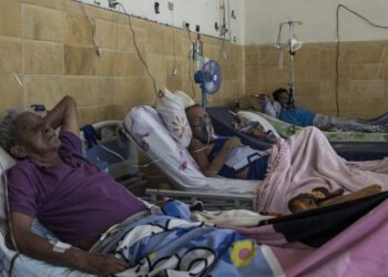 Olas de calor ponen contra las cuerdas a hospitales públicos de Venezuela
