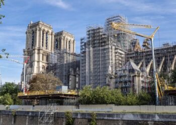 Notre Dame quiere lucir su nueva aguja para los Juegos Olímpicos de París