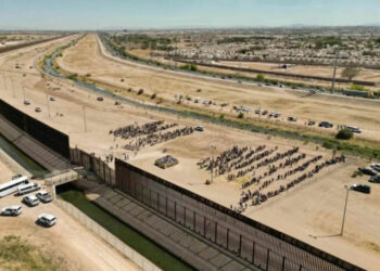 La frontera entre EEUU y México se convierte en la ruta terrestre más letal: casi 700 migrantes muertos en 2022