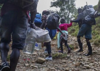 Defensor del Pueblo de Colombia pide implementar un sistema para migrantes que cruzan el Darién