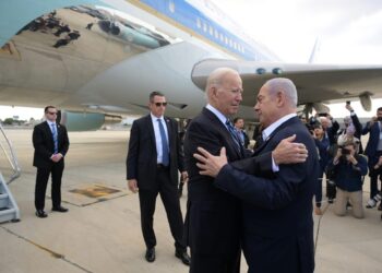 Biden apoya las acusaciones de Israel de que el ataque contra el hospital de Gaza fue de “la otra parte”